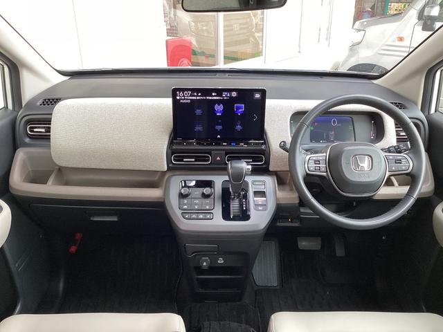 フリード e:HEVエアーEX 当社デモカー・ドラレコFR・純正ナビ・両側電動スライドドア・バックカメラ・ETC・シートヒーター・ワンオーナー(3枚目)