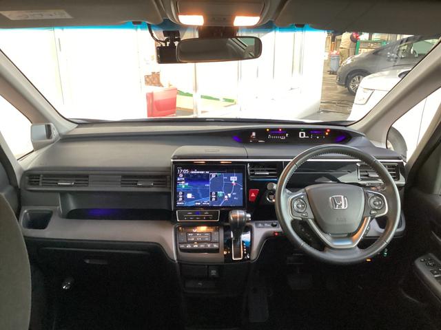 ステップワゴンスパーダ スパーダホンダセンシング 両側電動スライドドア・ETC・フルセグTV・Wエアコン(3枚目)