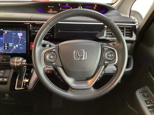 ステップワゴンスパーダ スパーダホンダセンシング 両側電動スライドドア・ETC・フルセグTV・Wエアコン(5枚目)