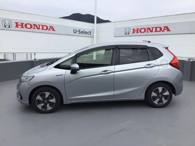 フィットハイブリッド Lホンダセンシング 純正ナビ・バックカメラ・ETC(3枚目)