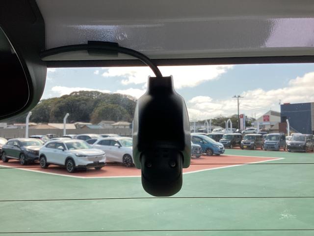 N-BOXカスタム L Honda SENSING・ドラレコFR・純正ナビ・バックカメラ・シートヒーター(19枚目)