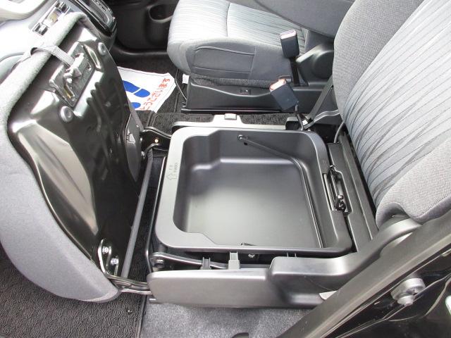 ソリオ ＨＹＢＲＩＤ　ＭＺ　３型／サポカー　衝突安全ボディ　衝突被害軽減システム　アイドリングストップ　スズキコネクト　純正ナビ　スライドドア　オートライト　シートヒーター　オートエアコン　盗難防止システム（36枚目）