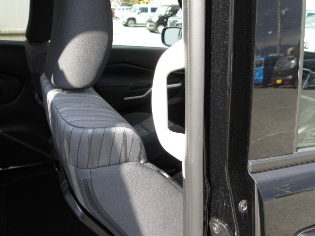 ソリオ ＨＹＢＲＩＤ　ＭＺ　３型／サポカー　衝突安全ボディ　衝突被害軽減システム　アイドリングストップ　スズキコネクト　純正ナビ　スライドドア　オートライト　シートヒーター　オートエアコン　盗難防止システム（39枚目）