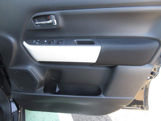 �t�����g�h�A�ɂ͂`�S�m�[�g������T�C�Y�́y�t�����g�h�A�|�P�b�g�z���B