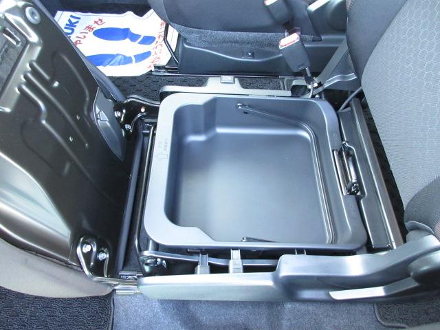 ����ȉ��͎��O���\�ȁy�V�[�g�A���_�[�{�b�N�X�z�t���C�₨������ȂǏ�������ꂽ��g�����͎��R��