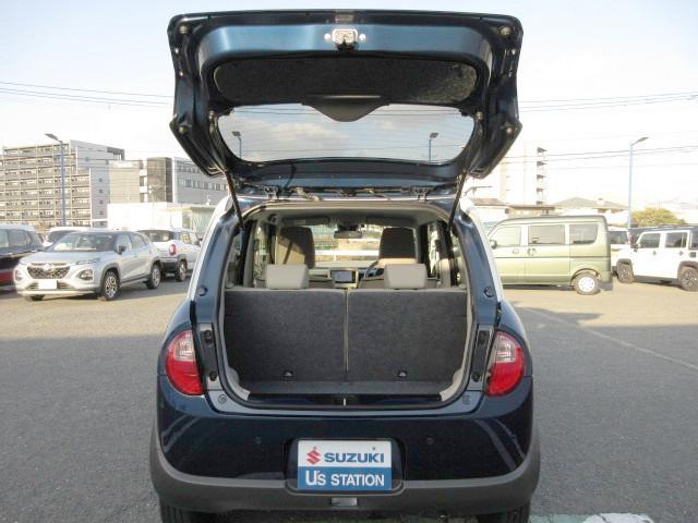 �V�[�g�̌��ɂ�����Ƃ������[�X�y�[�X������B�����̂�����������������T�|�[�g�I