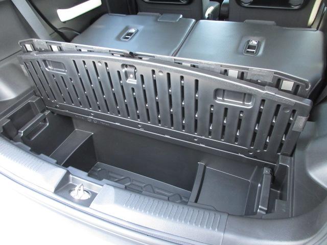 ���Q�b�W�t���A�̉��ɂ́y���Q�b�W�A���_�[�{�b�N�X�z