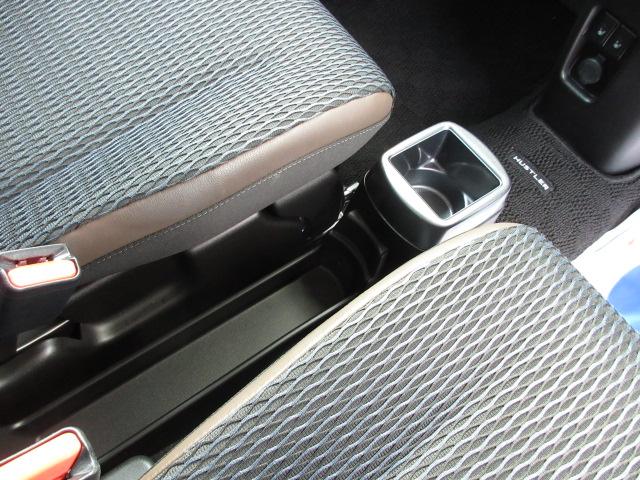 �t�����g�V�[�g�̊ԂɃh�����N�z���_�[�⏬�������[����g���[������֗��B���p�b�N������h�����N�z���_�[�t�I