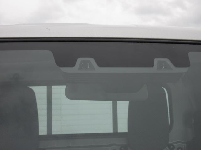 キャリイトラック ＫＣエアコン・パワステ農繁　７型／４ＷＤ／サポカー　衝突安全ボディ　衝突被害軽減システム　アイドリングストップ　オートライト　ハイビームアシスト　ＡＭＦＭラジオ　三方開　ＬＥＤ作業灯（8枚目）