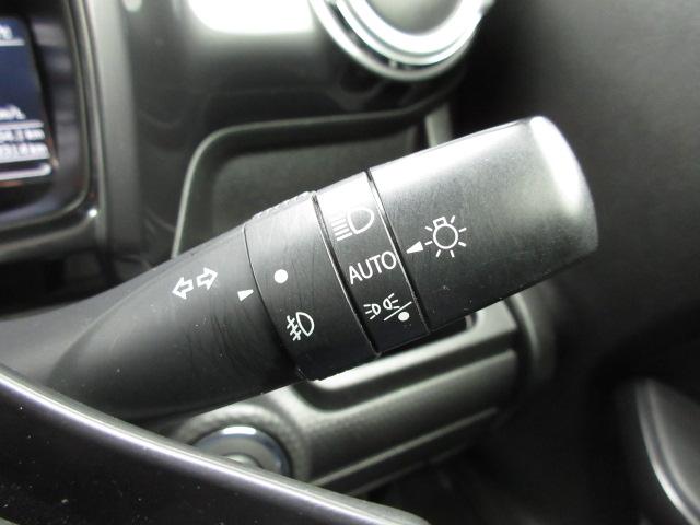 �ԊO�̖��邳�ɉ����Ď����Ńw�b�h���C�g��_���E��������֗��ȁy�I�[�g���C�g�V�X�e���z