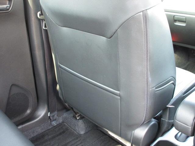 ����Ȃ̌��ɂ͗��s�G���┖��̏��������[����̂ɕ֗��ȁy�V�[�g�o�b�N�|�P�b�g�z������܂��B