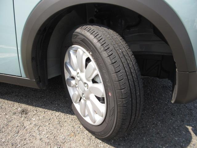 アルトラパン Ｘ　５型／ＬＥＤヘッドランプ／アルミホイール／サポカー　衝突安全ボディ　衝突被害軽減システム　アイドリングストップ　オーディオレス　オートエアコン　シートヒーター　本革ステアリング　オートライト　盗難防止システム（19枚目）