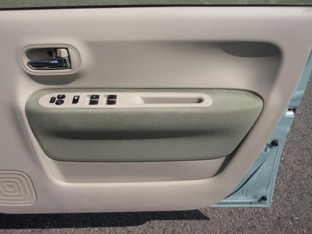 アルトラパン Ｘ　５型／ＬＥＤヘッドランプ／アルミホイール／サポカー　衝突安全ボディ　衝突被害軽減システム　アイドリングストップ　オーディオレス　オートエアコン　シートヒーター　本革ステアリング　オートライト　盗難防止システム（32枚目）