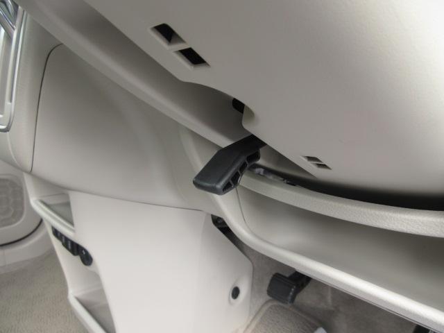 アルトラパンＬＣ Ｘ　５型／バックアイカメラ付ディスプレイオーデオ／サポカー　衝突安全ボディ　衝突被害軽減システム　アイドリングストップ　プッシュスタート　オートライト　オートエアコン　シートヒーター　本革ステアリング　アルミホイール　盗難防止システム（31枚目）