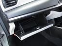 助手席前の収納スペース★車検証などはグローブボックスへ☆もしもの時のＳＲＳエアバッグを助手席に装備！