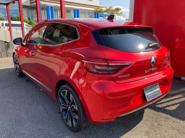 ルーテシア E-テックフルハイブリッド ワンオーナー LEDヘッドライト メーカー保証継承 ルノーカード アップルカープレイ Bluetooth(5枚目)