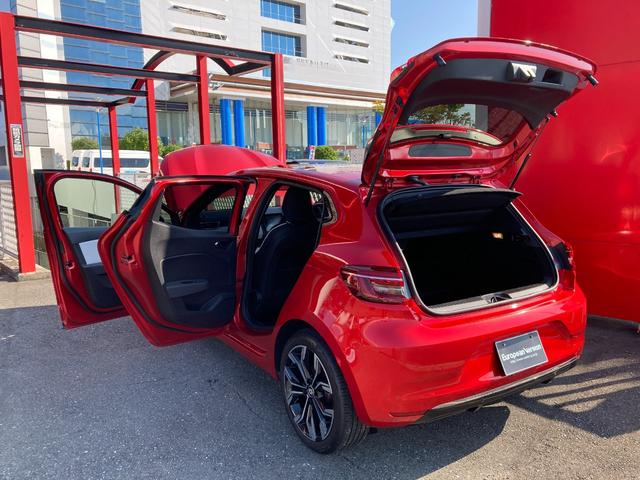 ルーテシア E-テックフルハイブリッド ワンオーナー LEDヘッドライト メーカー保証継承 ルノーカード アップルカープレイ Bluetooth(13枚目)