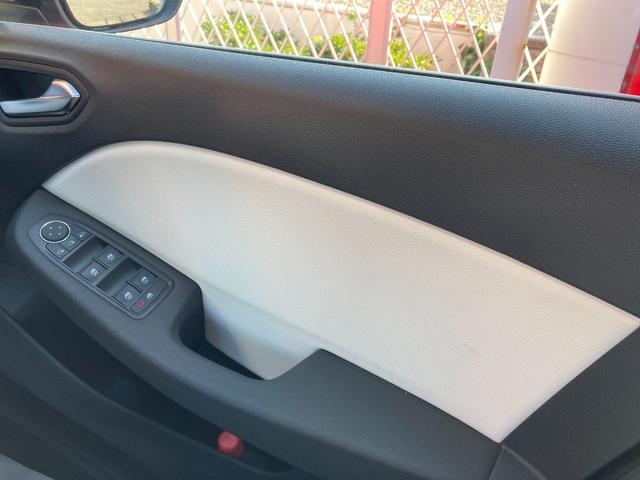 ルーテシア E-テックフルハイブリッド ワンオーナー LEDヘッドライト メーカー保証継承 ルノーカード アップルカープレイ Bluetooth(26枚目)