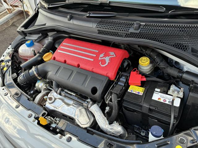 アバルト595 F595 レコードモンツァマフラー ETC ドラレコ Apple CarPlay(13枚目)