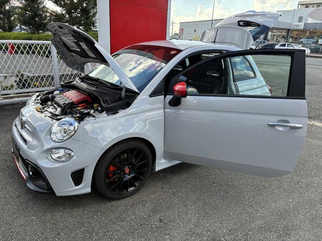 アバルト595 F595 レコードモンツァマフラー ETC ドラレコ Apple CarPlay(14枚目)