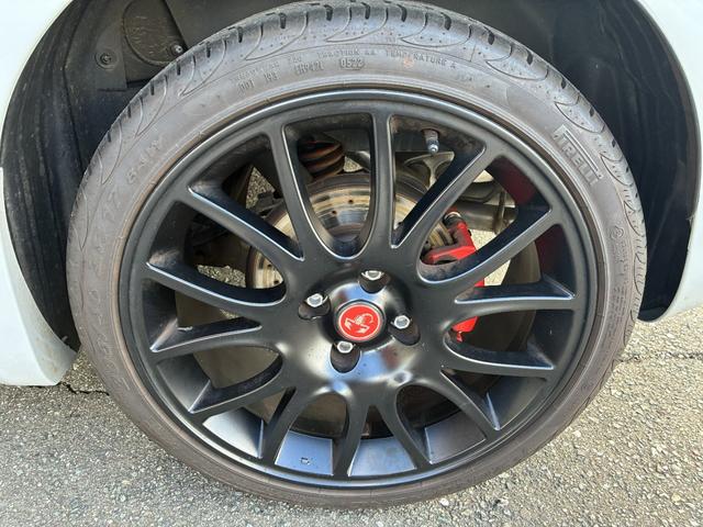 アバルト595 F595 レコードモンツァマフラー ETC ドラレコ Apple CarPlay(36枚目)