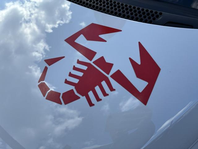 アバルト595 F595 レコードモンツァマフラー ETC ドラレコ Apple CarPlay(38枚目)