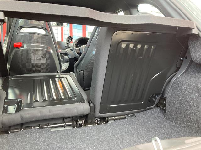 アバルト695 コンペティツィオーネ Apple CarPlay / Android Auto / Bluetooth対応 Beats製プレミアムサウンドシステム メーカー保証継承(15枚目)