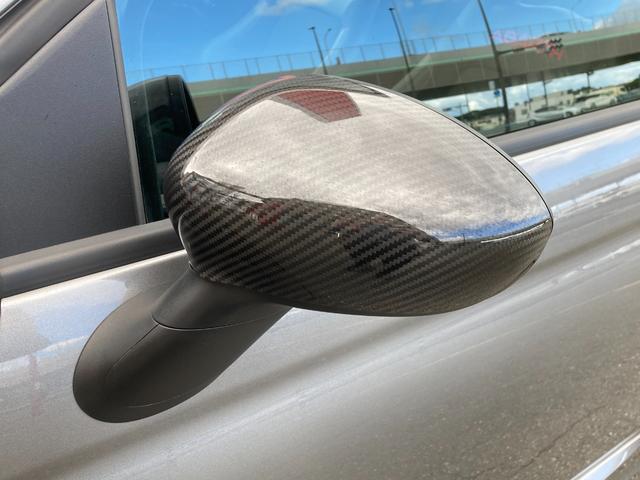 アバルト695 コンペティツィオーネ Apple CarPlay / Android Auto / Bluetooth対応 Beats製プレミアムサウンドシステム メーカー保証継承(18枚目)