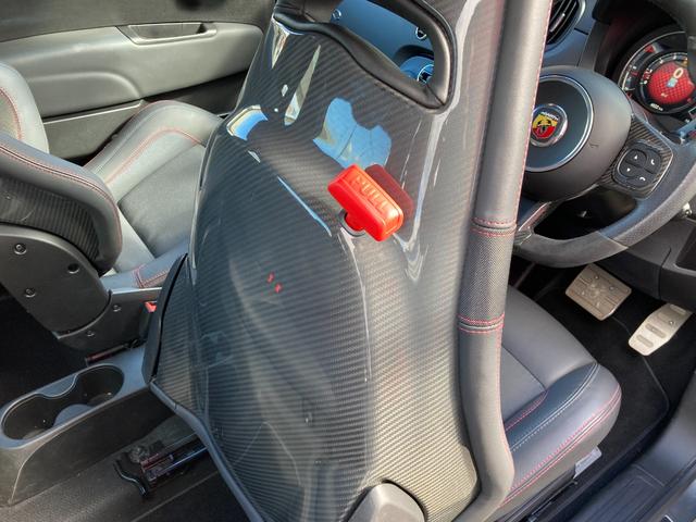 アバルト695 コンペティツィオーネ Apple CarPlay / Android Auto / Bluetooth対応 Beats製プレミアムサウンドシステム メーカー保証継承(31枚目)