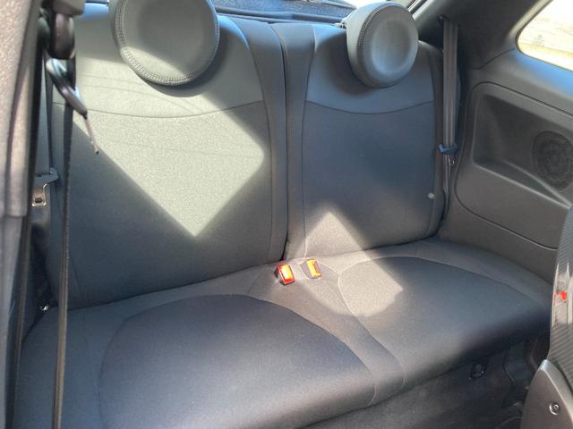 アバルト695 コンペティツィオーネ Apple CarPlay / Android Auto / Bluetooth対応 Beats製プレミアムサウンドシステム メーカー保証継承(32枚目)