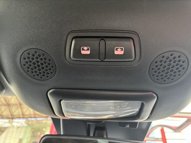 アバルト695C ツーリズモ レコードモンツァマフラー Beats製プレミアムサウンドシステム ETC カープレイ アルミホイール キーレスエントリー AT 盗難防止システム ABS ESC USB オートエアコン(21枚目)