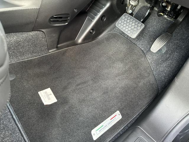 アバルト695C ツーリズモ レコードモンツァマフラー Beats製プレミアムサウンドシステム ETC カープレイ アルミホイール キーレスエントリー AT 盗難防止システム ABS ESC USB オートエアコン(41枚目)