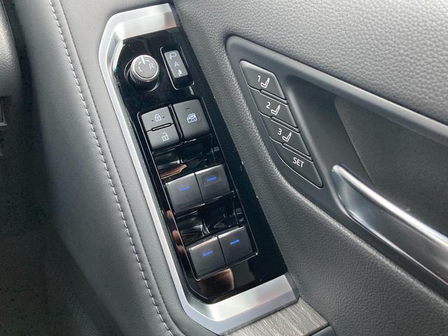 ランドクルーザー GRスポーツ 4WD 全周囲カメラ クリアランスソナー オートクルーズコントロール パワーシート 衝突被害軽減システム サンルーフ ナビ TV オートライト LEDヘッドランプ(11枚目)