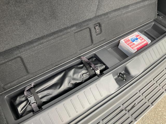 ランドクルーザー GRスポーツ 4WD 全周囲カメラ クリアランスソナー オートクルーズコントロール パワーシート 衝突被害軽減システム サンルーフ ナビ TV オートライト LEDヘッドランプ(30枚目)