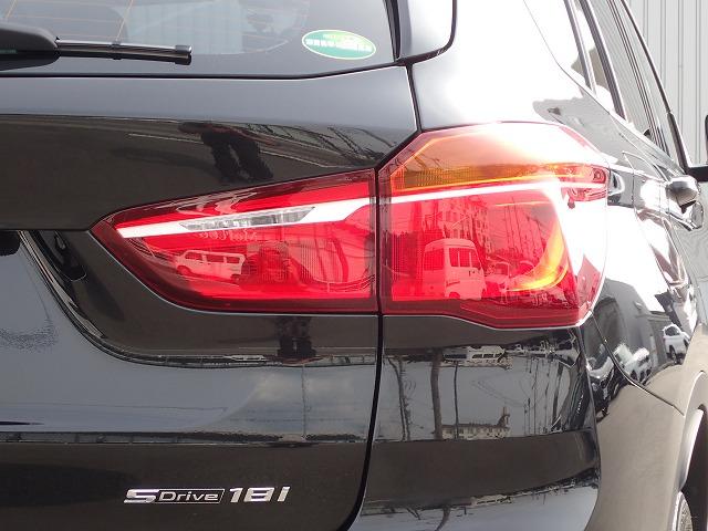 Ｘ１ ｓＤｒｉｖｅ　１８ｉ認定中古車　全国２年保証　１７インチアルミホイル　衝突軽減ブレーキ　車線逸脱システム　ＥＴＣ内臓ミラー　純正ＨＤＤナビ　ＬＥＤヘッドライト　Ｂｌｕｅｔｏｏｔｈ接続　バックカメラ　リアＰＤＣセンサー（11枚目）