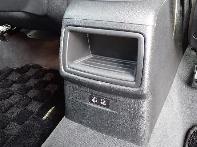 Ｘ１ ｓＤｒｉｖｅ　１８ｉ認定中古車　全国２年保証　１７インチアルミホイル　衝突軽減ブレーキ　車線逸脱システム　ＥＴＣ内臓ミラー　純正ＨＤＤナビ　ＬＥＤヘッドライト　Ｂｌｕｅｔｏｏｔｈ接続　バックカメラ　リアＰＤＣセンサー（20枚目）
