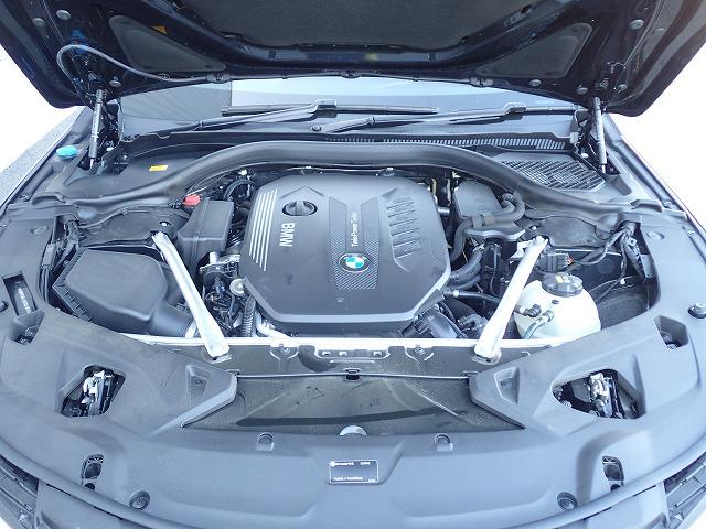 8シリーズ 840d xDrive グランクーペ Mスポーツ 認定中古車 全国2年保証 20インチアルミホイル 衝突軽減ブレーキブレーキ 車線逸脱システム 追従式クルーズコントロール レーンチェンジワーニング 全方位カメラ Bluetooth接続 レザーシート(12枚目)