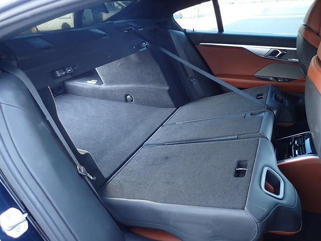 8シリーズ 840d xDrive グランクーペ Mスポーツ 認定中古車 全国2年保証 20インチアルミホイル 衝突軽減ブレーキブレーキ 車線逸脱システム 追従式クルーズコントロール レーンチェンジワーニング 全方位カメラ Bluetooth接続 レザーシート(17枚目)