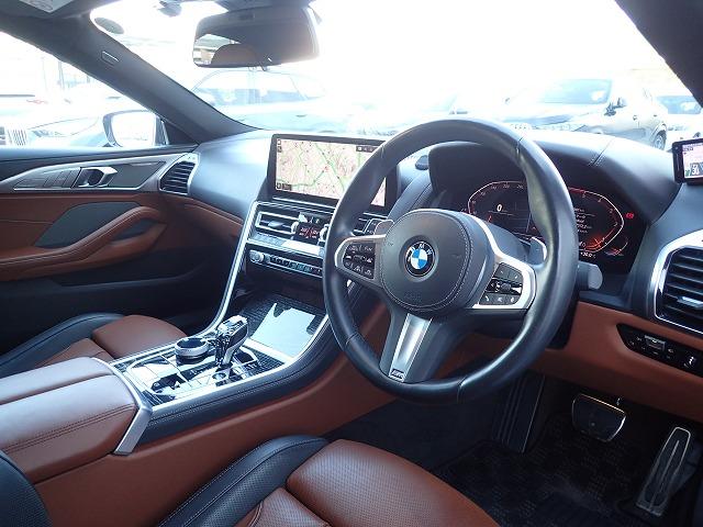 8シリーズ 840d xDrive グランクーペ Mスポーツ 認定中古車 全国2年保証 20インチアルミホイル 衝突軽減ブレーキブレーキ 車線逸脱システム 追従式クルーズコントロール レーンチェンジワーニング 全方位カメラ Bluetooth接続 レザーシート(24枚目)