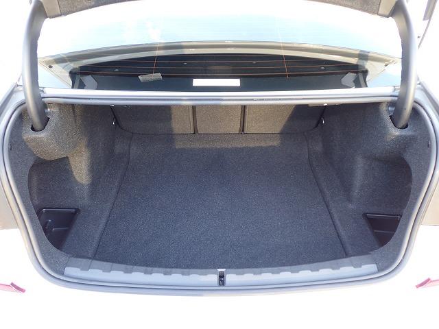 3シリーズ 320d xDriveMスポーツ ファストトラックパッケージ 認定中古車 全国2年保証 19インチアルミホイル 衝突軽減ブレーキ 車線逸脱システム レーンチェンジワーニング 追従式クルーズコントロール Bluetooth接続(14枚目)