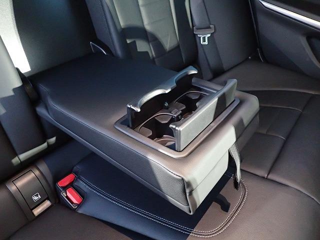 3シリーズ 330e Mスポーツ 認定中古車 全国2年保証 18インチアルミホイル 衝突軽減ブレーキ 車線逸脱システム 追従式クルーズコントロール レーンチェンジワーニング Bluetooth接続 電動トランク 電動シート ブラックレザーシート(18枚目)