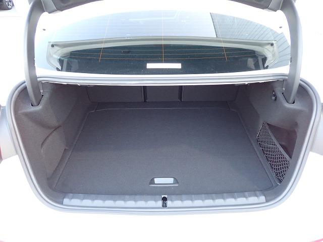 ２シリーズ ２１８ｉグランクーペ　プレイ　認定中古車　全国２年保証　ハイラインパッケージ　衝突軽減ブレーキ　車線逸脱システム　追従式クルーズコントロール　電動シート　Ｂｌｕｅｔｏｏｔｈ接続　純正ＨＤＤナビ　ＥＴＣ内臓ミラー（13枚目）