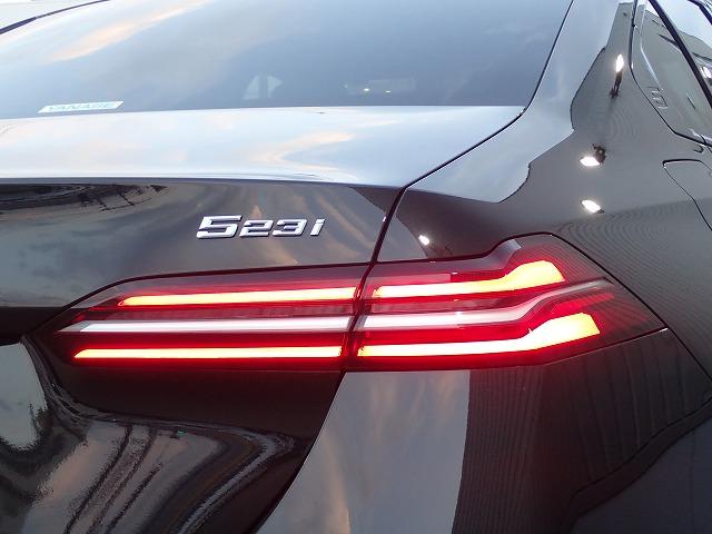 ＢＭＷ自動車保険ローンプラン…オートローンと自動車保険をセットにして、毎年のご継続手続きの手間を省き、毎月の固定費が分かり易くなる便利な長期保険専用のオリジナルローンプログラムをご用意。