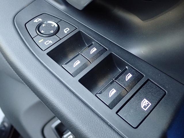 ＢＭＷ認定中古車は納車前点検にて１００項目にわたる個所の点検・整備を行います。ＢＭＷが定める交換基準に達した個所は整備のうえ御納車させていただきます。（車両の年式により整備内容が異なります）