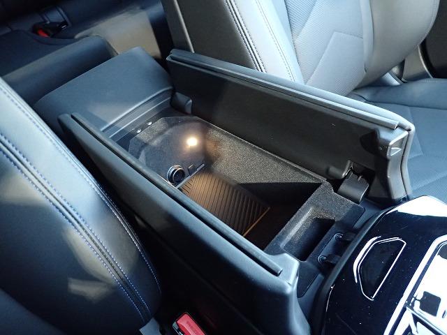 ヤナセＢＭＷプレミアムセレクションでは、九州最大級の整備工場を併設しております。ＢＭＷ専門のメカニックが多数在中しており、トラブルや整備のご注文も迅速にご対応させていただくことが可能です。