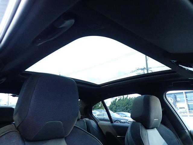 保証期間中に万が一トラブルが発生した場合でも安心！緊急連絡の２４時間フリーダイヤルで対応します。応急処置アドバイス、出張修理、レッカーなどの手配、更に代替交通手段やホテルの確保も行います。