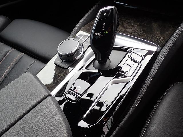 ５シリーズ ５２３ｉ　Ｍスポーツ　認定中古車　全国２年保証　１９インチアルミホイル　ブラックレザーシート　衝突軽減ブレーキ　車線逸脱システム　レーンチェンジワーニング　追従式クルーズコントロール　電動シート　Ｂｌｕｅｔｏｏｔｈ接続（39枚目）