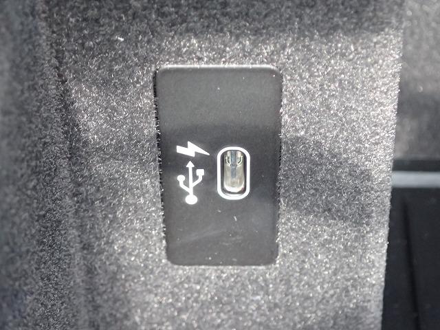 ５シリーズ ５２３ｉ　Ｍスポーツ　認定中古車　全国２年保証　１９インチアルミホイル　ブラックレザーシート　衝突軽減ブレーキ　車線逸脱システム　レーンチェンジワーニング　追従式クルーズコントロール　電動シート　Ｂｌｕｅｔｏｏｔｈ接続（43枚目）