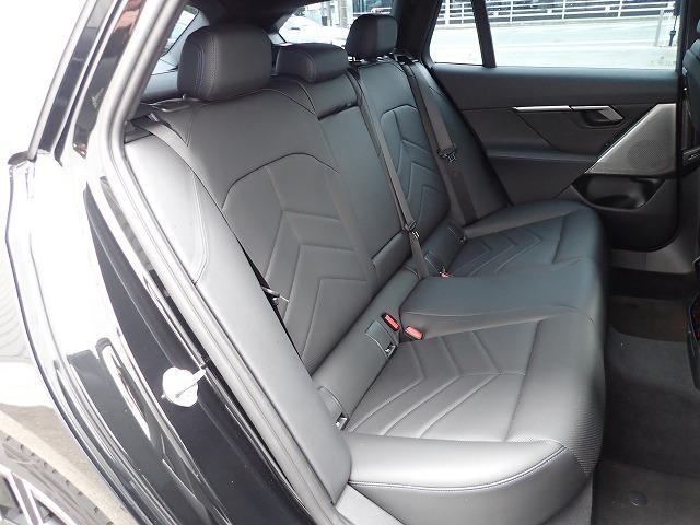 ５シリーズ ５２３ｄ　ｘＤｒｉｖｅツーリング　Ｍスポーツ　認定中古車　全国２年保証　２０インチアルミホイル　衝突軽減ブレーキ　車線逸脱システム　レーンチェンジワーニング　追従式クルーズコントロール　電動シート　ブラックレザーシート　Ｂｌｕｅｔｏｏｔｈ接続（24枚目）