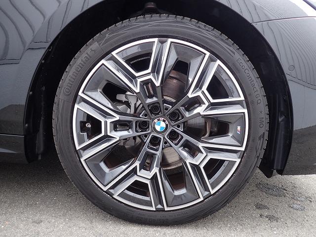 ５シリーズ ５２３ｄ　ｘＤｒｉｖｅツーリング　Ｍスポーツ　認定中古車　全国２年保証　２０インチアルミホイル　衝突軽減ブレーキ　車線逸脱システム　レーンチェンジワーニング　追従式クルーズコントロール　電動シート　ブラックレザーシート　Ｂｌｕｅｔｏｏｔｈ接続（42枚目）